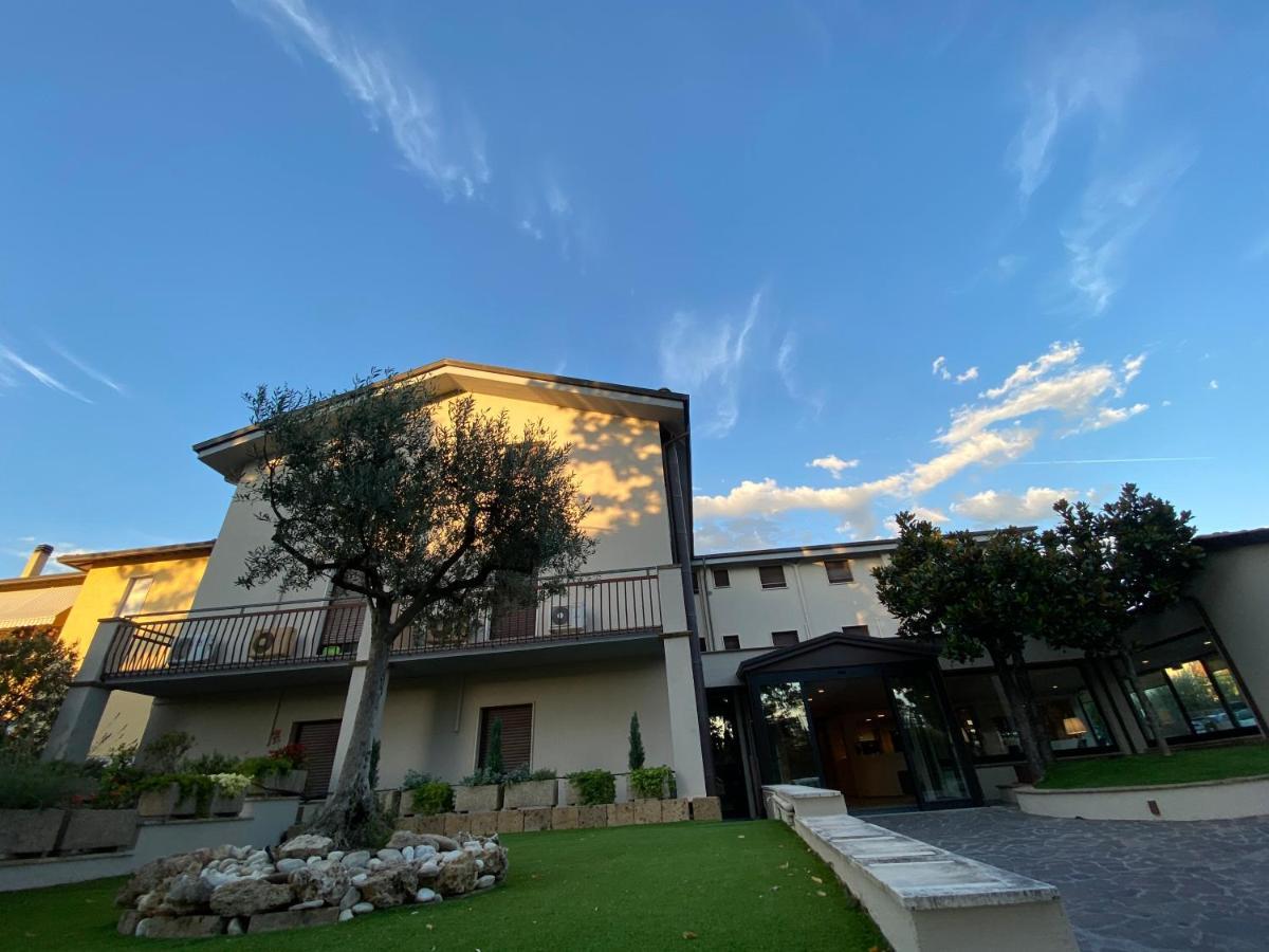 Le Grazie Hotel Assisi Eksteriør bilde
